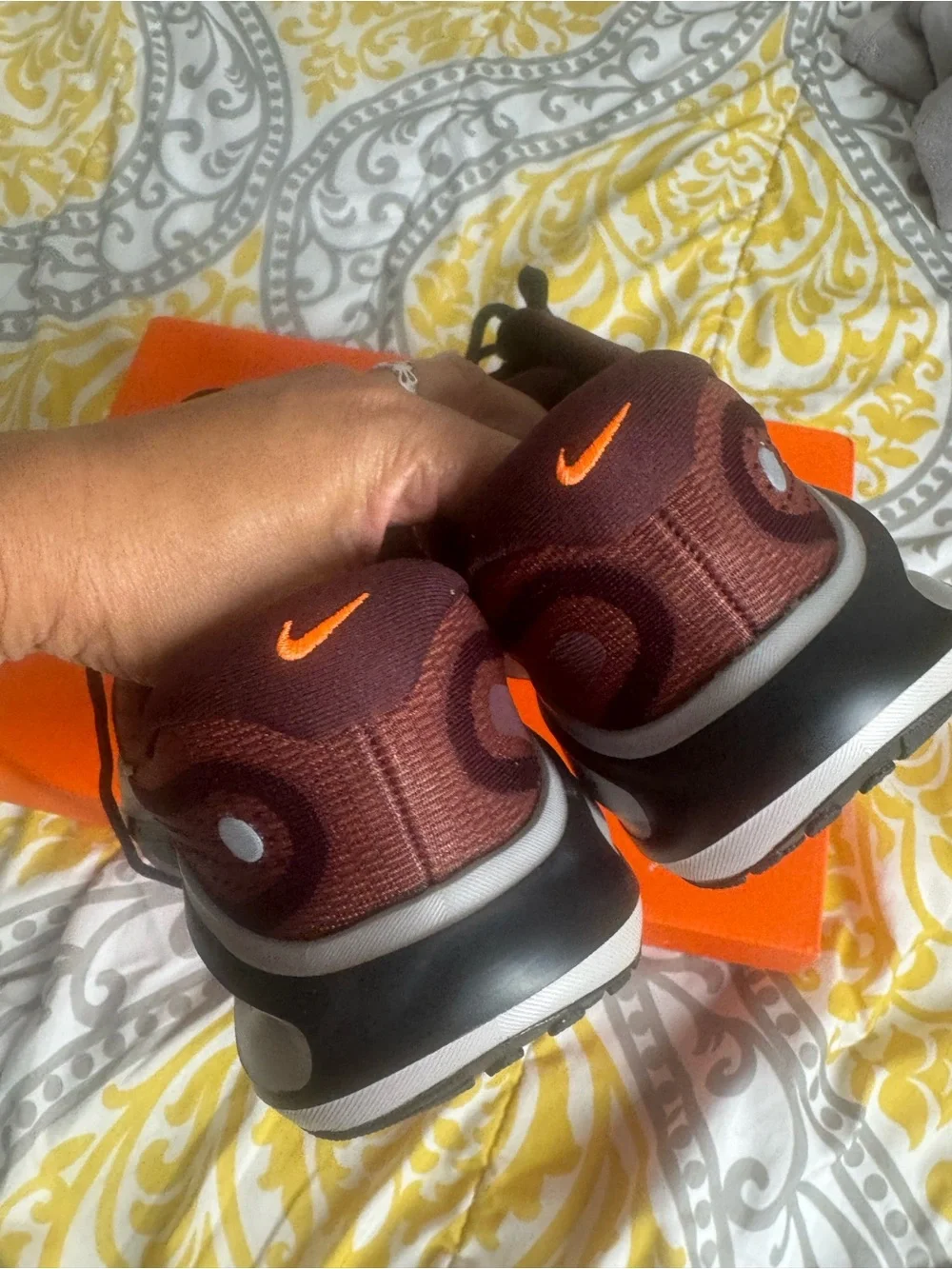 Nike Men’s Maroon and Black Running Sneakers